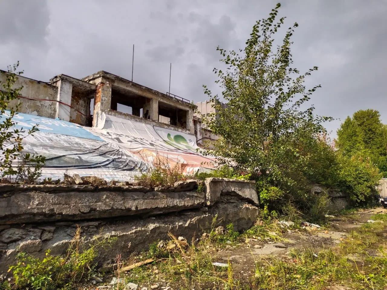 Заглавное фото статьи - Стадион «ГОМЗ»
