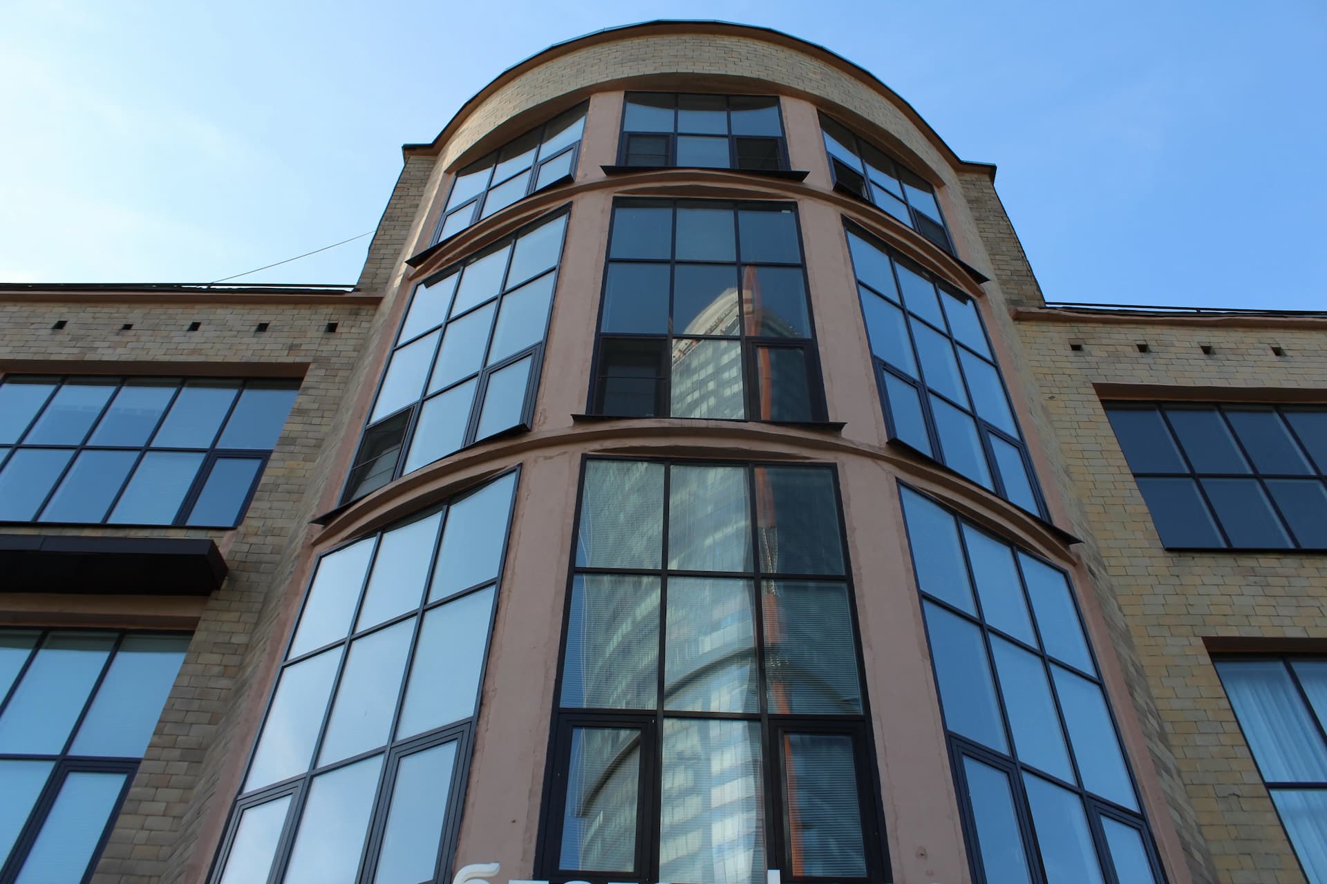 Фабрика кухня в Москве