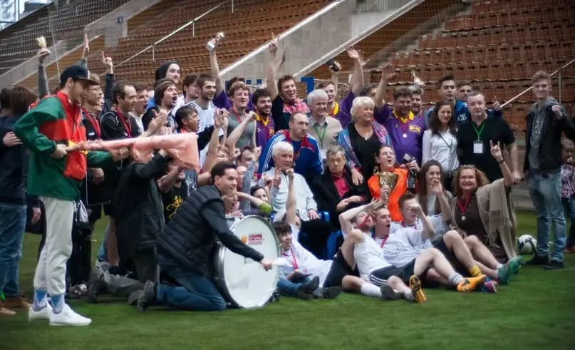 Театральная футбольная лига