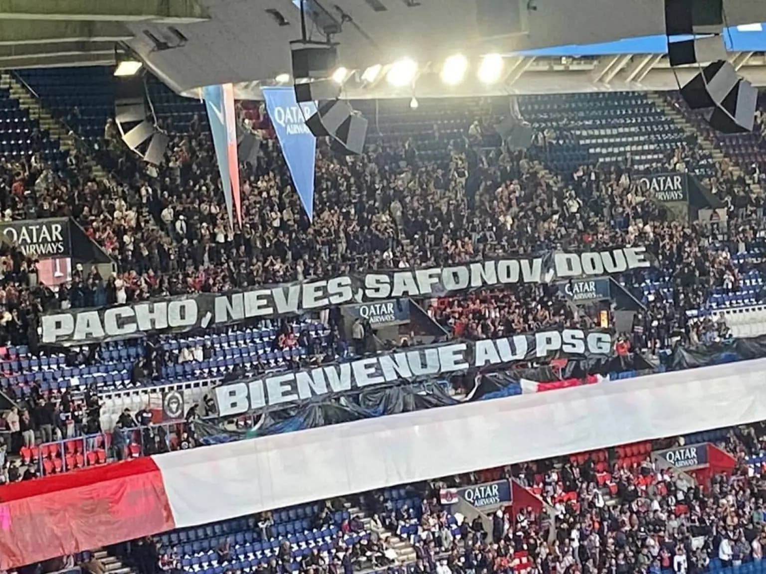 Баннер фанатов ПСЖ