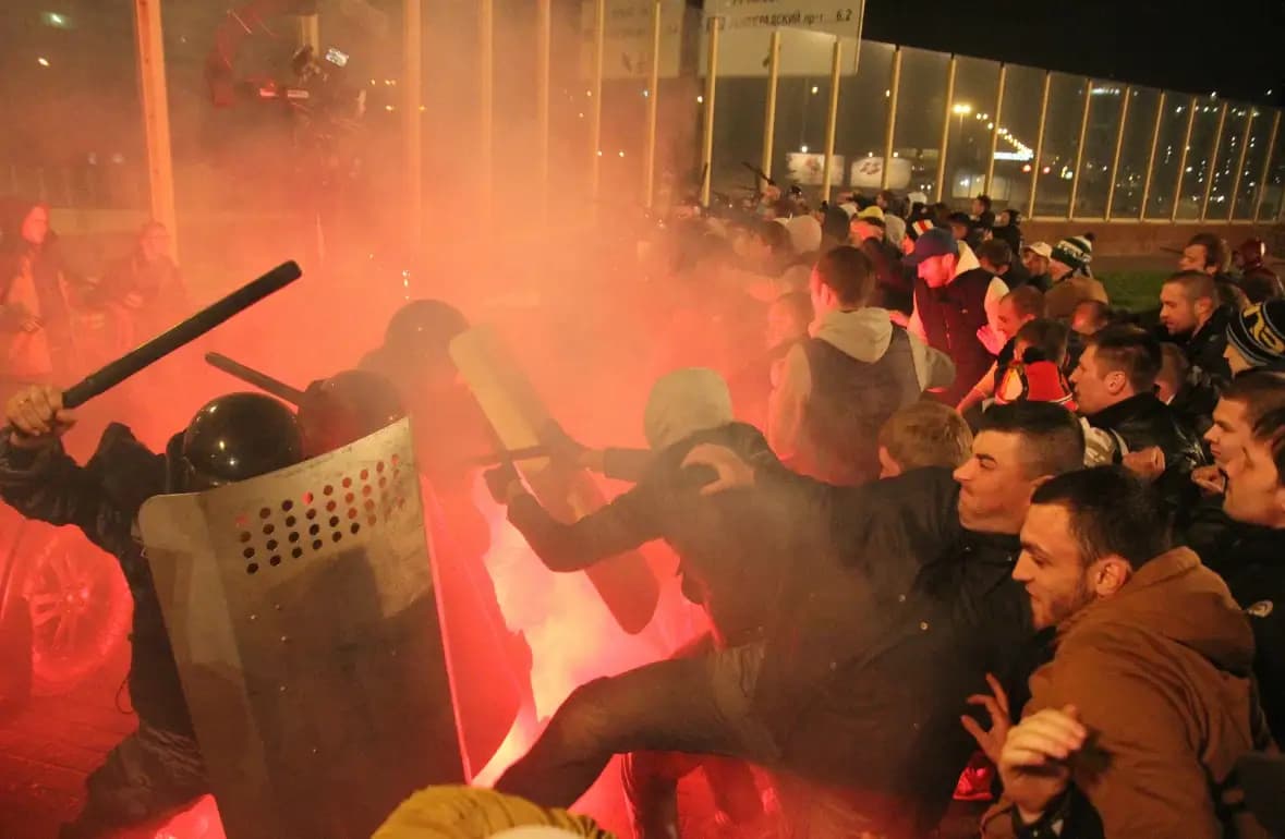 Фильм Околофутбола (2013)